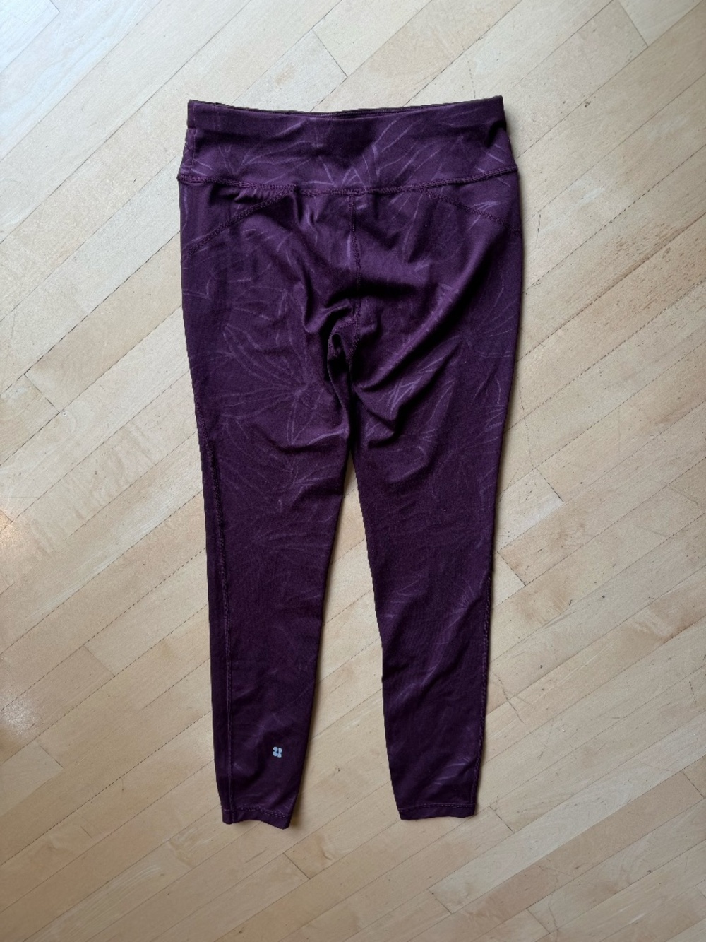 Sweaty Betty ALL DAY maroon leaf print leggings, S, CB2698 - Picture 3 of 3